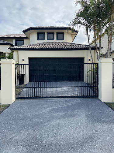 Gold Coast Spray Pave in Miami