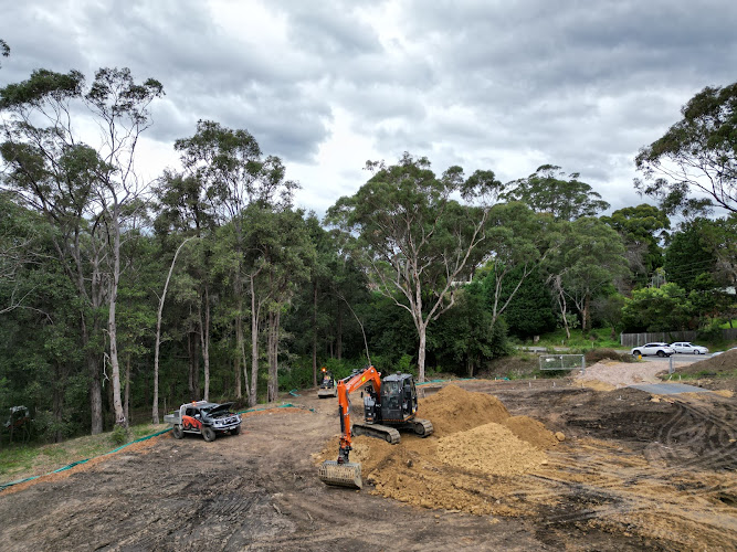 Hillcrest Excavations and Vegetation Management in Springwood