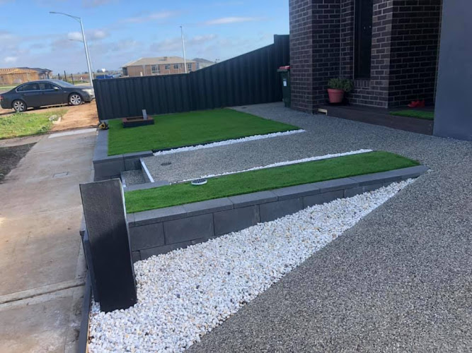 Hubby worx in Tarneit