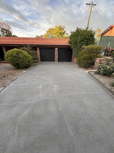 Spray Pave Canberra in Harrison